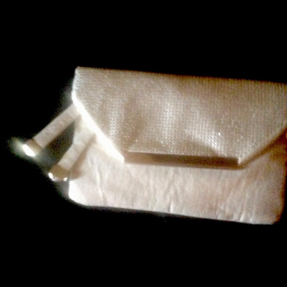 Small clutch